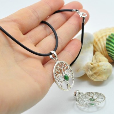 Pendente Árvore da Vida com cabochão Esmeralda em PRATA Pendente Árvore da Vida com cabochão Esmeralda em PRATA