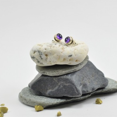 Brincos em Prata com pedra Ametista Brincos em Prata com pedra Ametista
