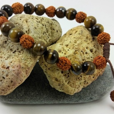 RudraBela Pulseira Rudraksha com Olho de Tigre RudraBela Pulseira Rudraksha com Olho de Tigre