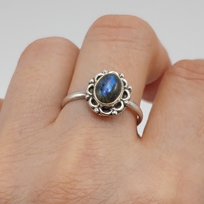 Anel em Prata com Labradorite Anel em Prata com Labradorite