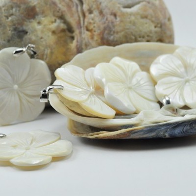 Pendente Madrepérola Flor