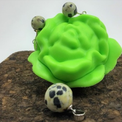 Conjunto Pendente e Brincos em Pedras Naturais Jaspe Dálmata Conjunto Pendente e Brincos em Pedras Naturais Jaspe Dálmata