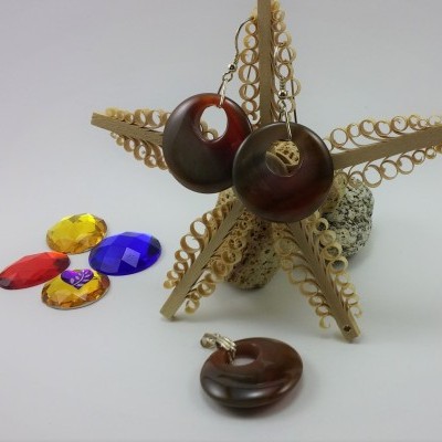 Conjunto Brincos e Pendente em Prata com pedra Carneóla