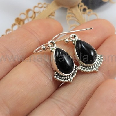 Brincos lágrima em prata com pedra ÓNIX