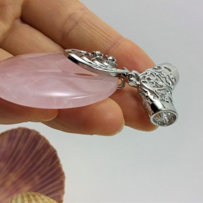 Pendente de quartzo rosa com cilindro filigrana Pendente de quartzo rosa com cilindro filigrana