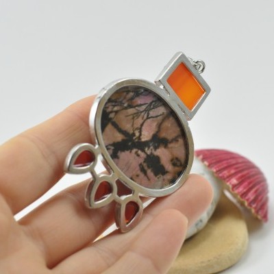 Pendente com pedras naturais estilo "Egipto" Pendente com pedras naturais estilo "Egipto"