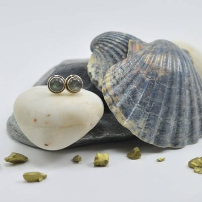 Brincos em Prata com pedra Labradorite Brincos em Prata com pedra Labradorite