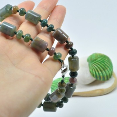 Colar de Ágata Verde Colar de Ágata Verde