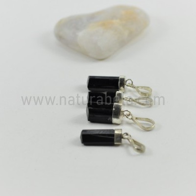 Pendente em Prata Turmalina Negra em Bruto (pequeno) Pendente em Prata Turmalina Negra em Bruto (pequeno)