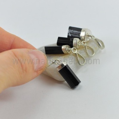 Pendente em Prata Turmalina Negra em Bruto (pequeno) Pendente em Prata Turmalina Negra em Bruto (pequeno)