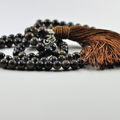 Mala Budista de Pedra Olho de Falcão 8mm - Terço Tibetano OM Mala Budista de Pedra Olho de Falcão 8mm - Terço Tibetano OM