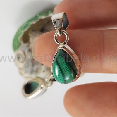 Pendente em Prata com Malaquita "gota" Pendente em Prata com Malaquita "gota"