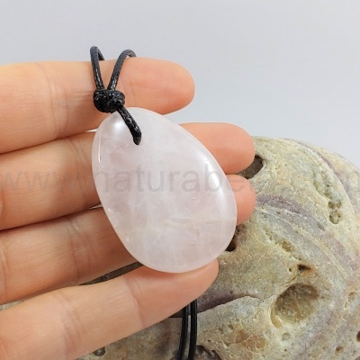Colar com Quartzo Rosa (signo Touro ) Colar com Quartzo Rosa (signo Touro )