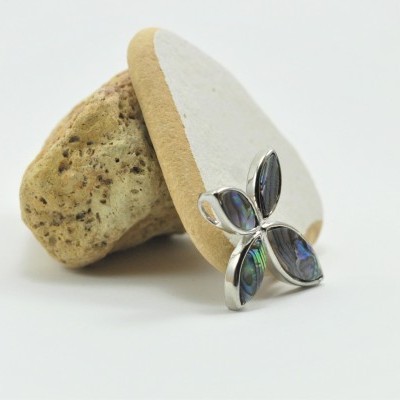 Pendente Cruz com Madrepérola