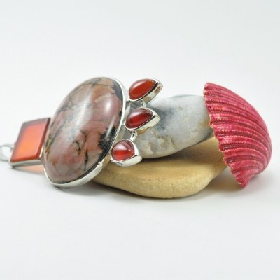 Pendente com pedras naturais estilo "Egipto" Pendente com pedras naturais estilo "Egipto"