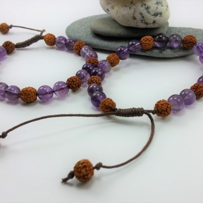 RudraBela Pulseira Rudraksha com Ametista RudraBela Pulseira Rudraksha com Ametista