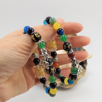 Pulseira OM Mantra do Oriente Pulseira OM Mantra do Oriente