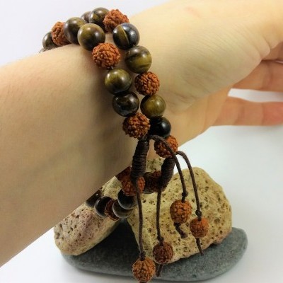 RudraBela Pulseira Rudraksha com Olho de Tigre RudraBela Pulseira Rudraksha com Olho de Tigre