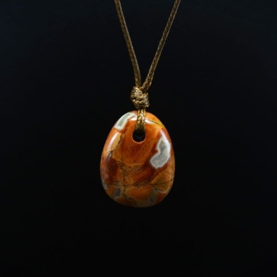 Pendente Pedra de Jaspe Sardo – Signo Escorpião Pendente Pedra de Jaspe Sardo – Signo Escorpião