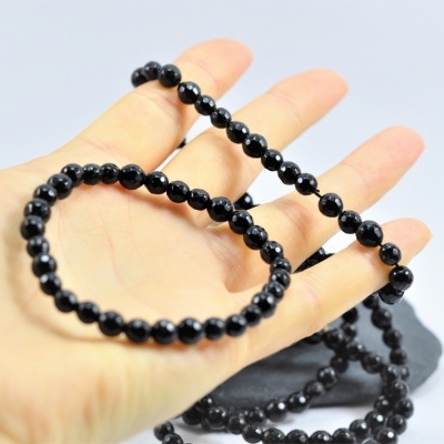 Pulseira Bolas Facetadas 4mm de Turmalina Negra EXTRA