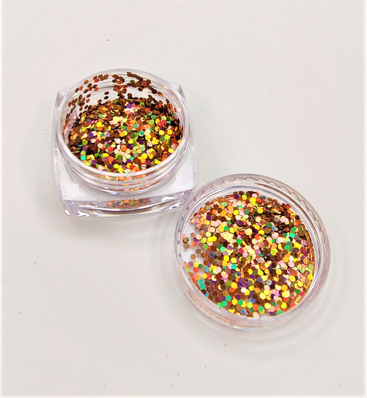 Glitter&#x20;M&#x00E9;dio