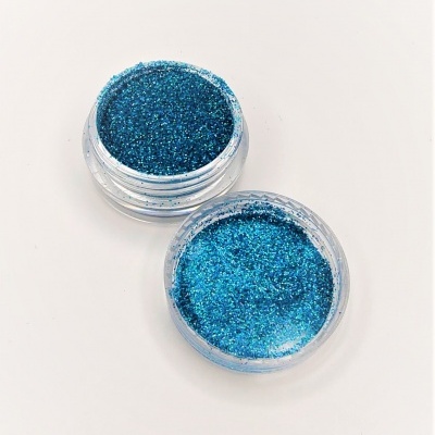 Frascos transparentes com glitter azul brilhante