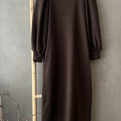 Confy Ariana castanho