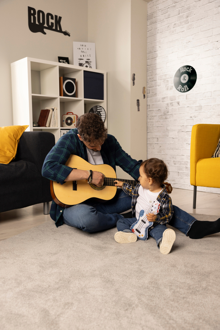 Tiny Love Guitarra musical Tiny Rockers