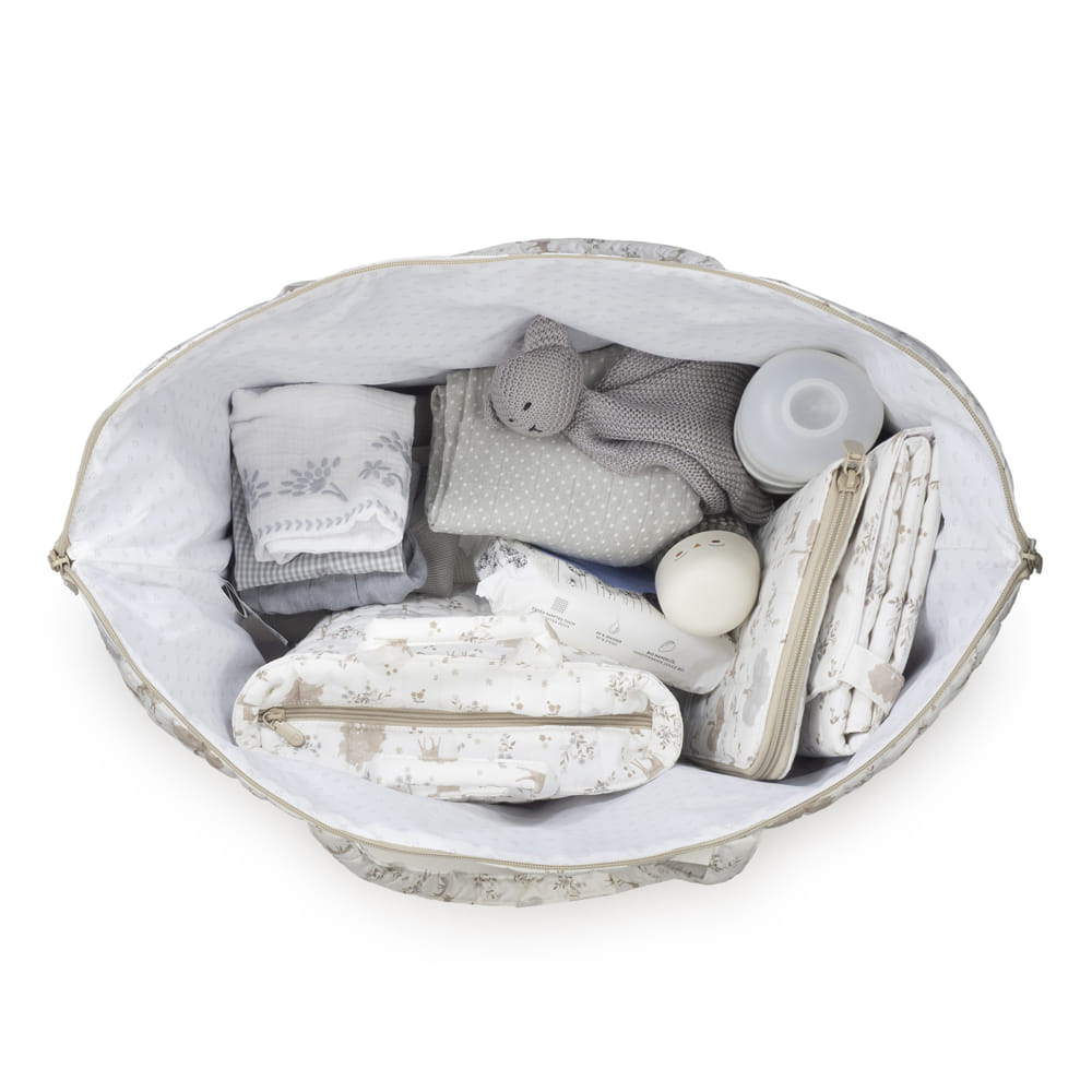Saco de criança com toalha, brinquedo de peluche, biberão, bolsa e tecido branco e cinzento
