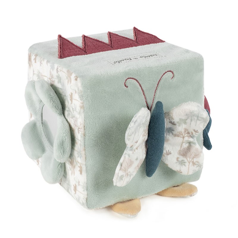 Cubo de tecido macio com design de borboleta e detalhes florais