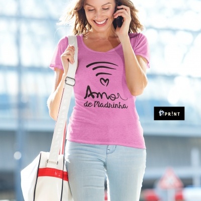 A MINHA MADRINHA ESPALHA MAGIA