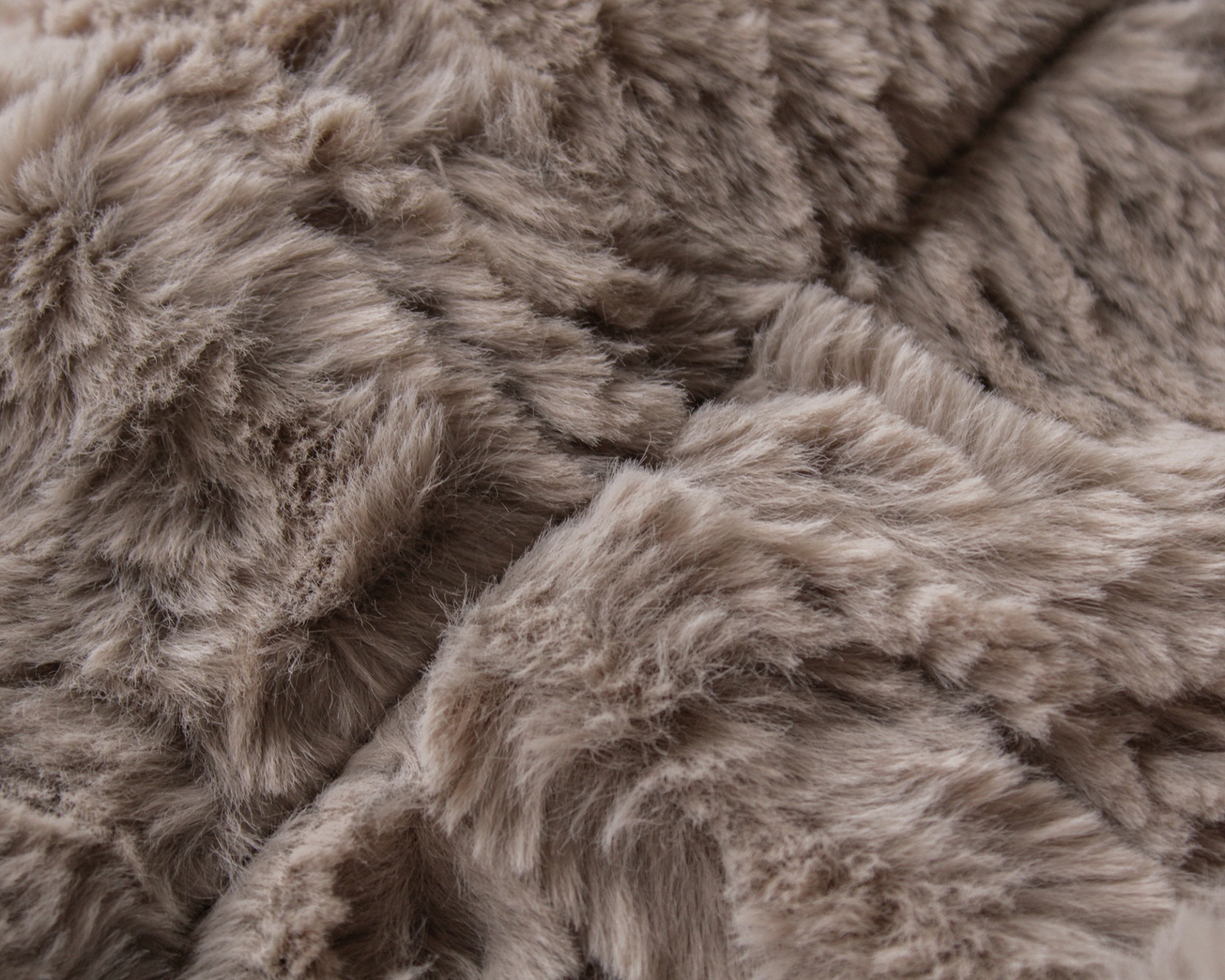 Pano de pelo sintético cru e macio