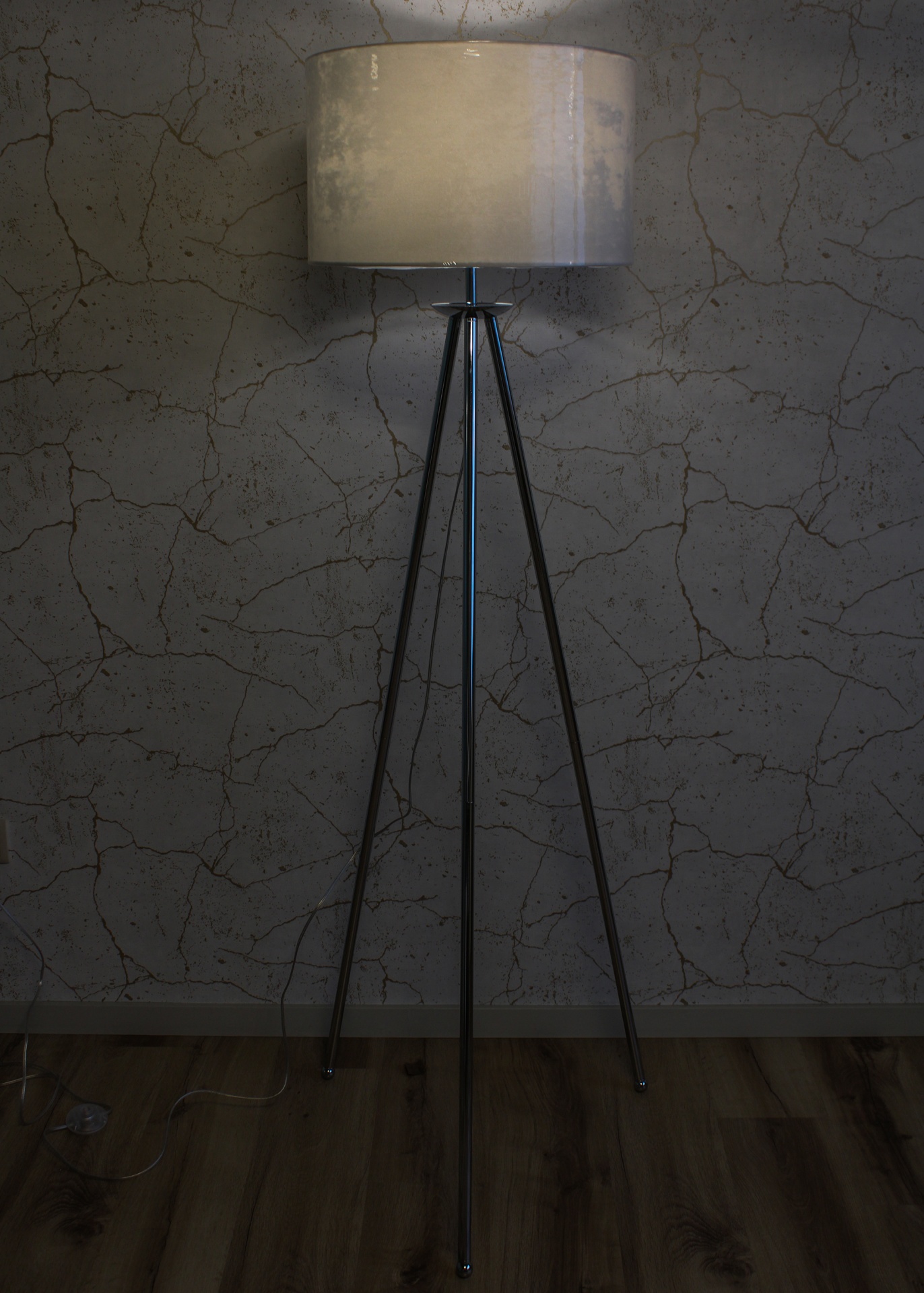 Base de chão Tripé Prateado