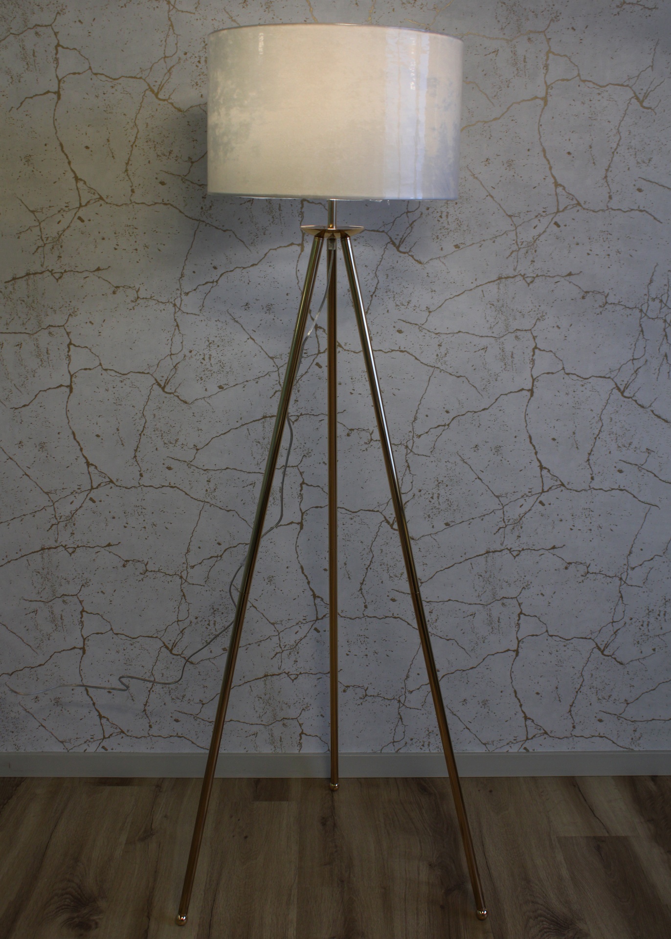 Base de chão Tripé Dourado