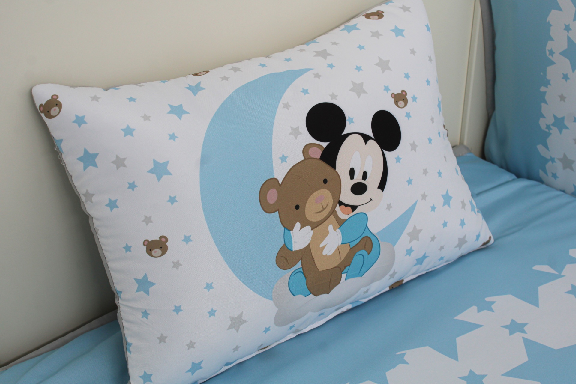 Conjunto berço de bebé Mickey