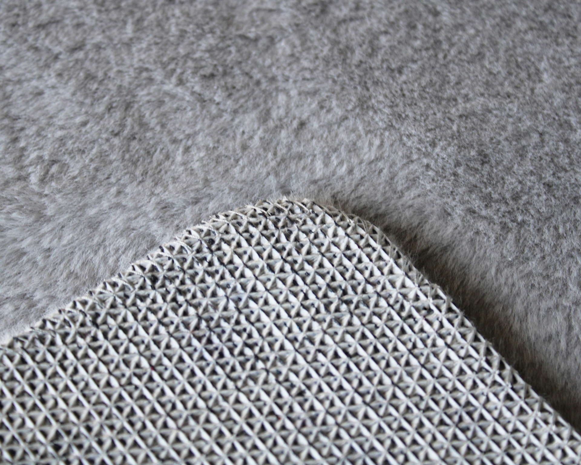 Tapete King Cinza Claro