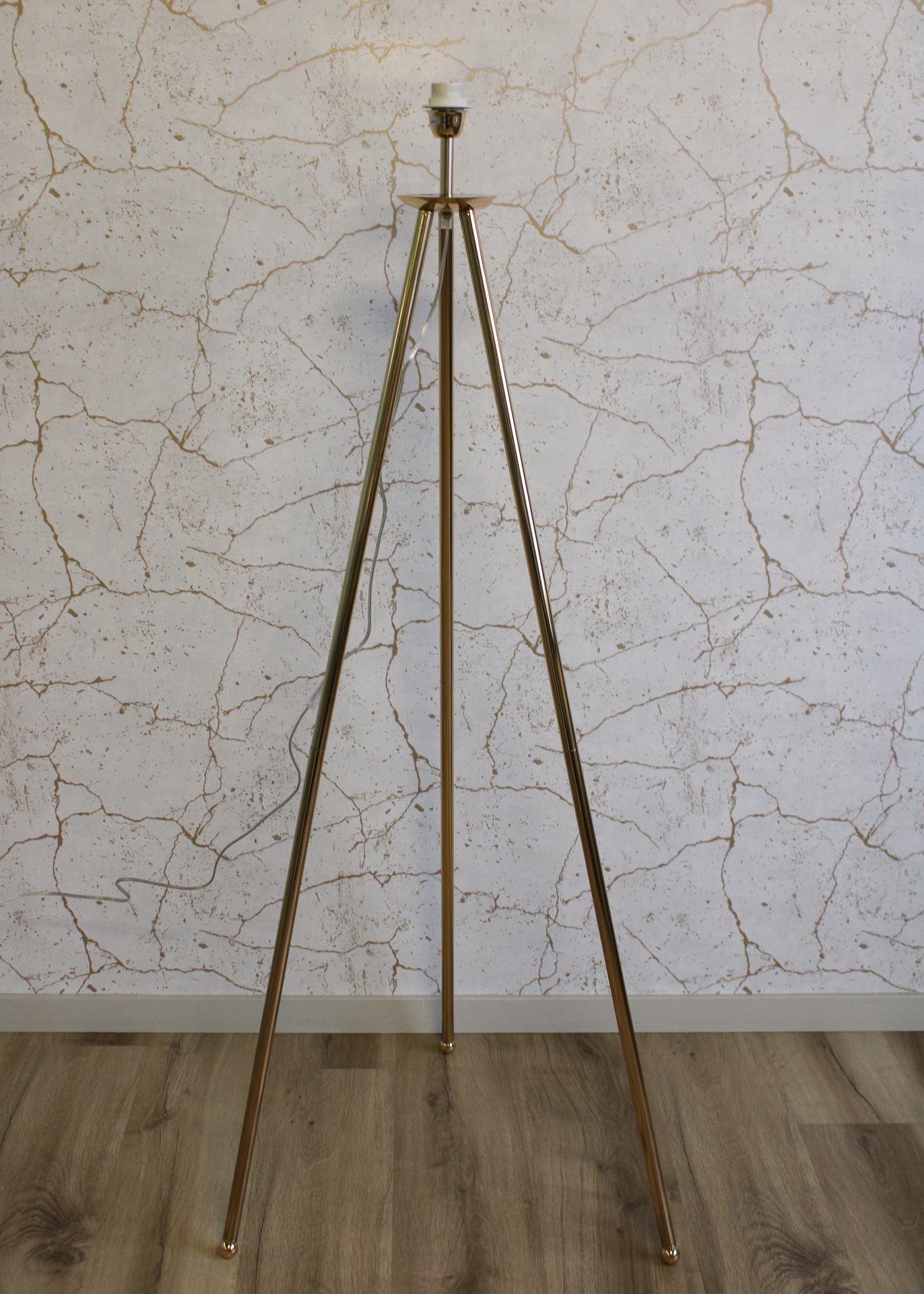 Base de chão Tripé Dourado
