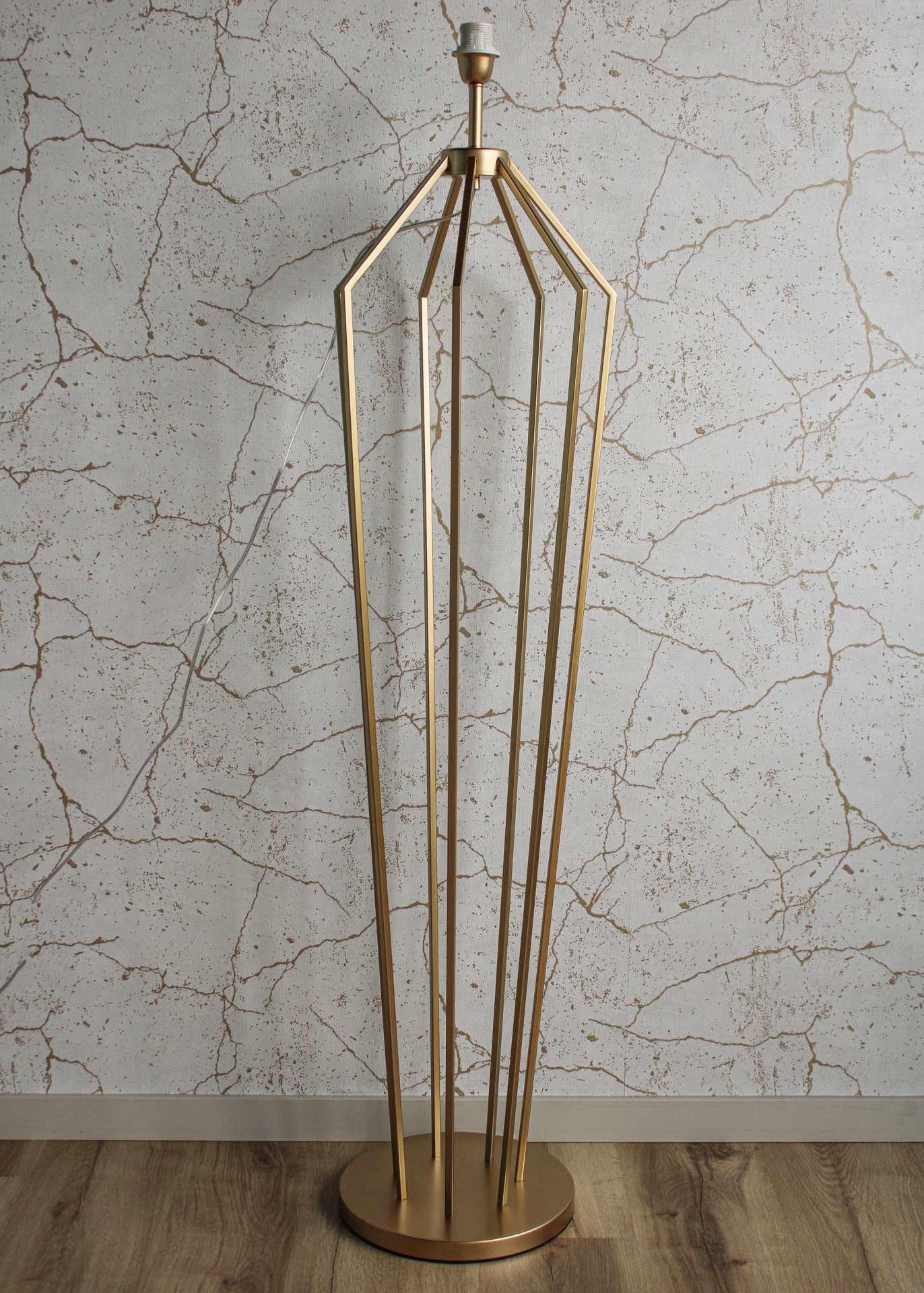 Candeeiro de pé Glamour Dourado