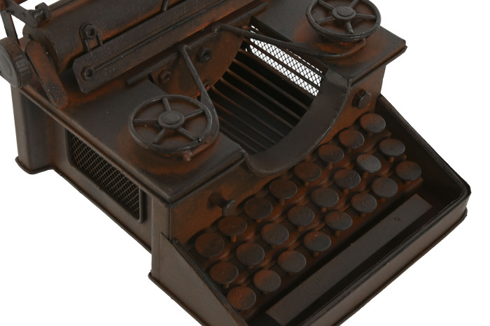 Máquina de escrever antiga castanha-escura com teclas redondas e rodas laterais