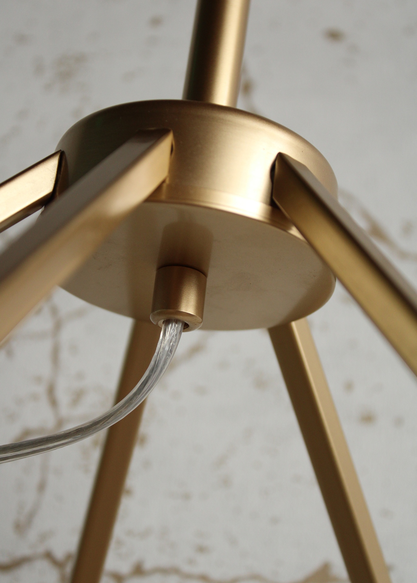 Candeeiro de pé Glamour Dourado