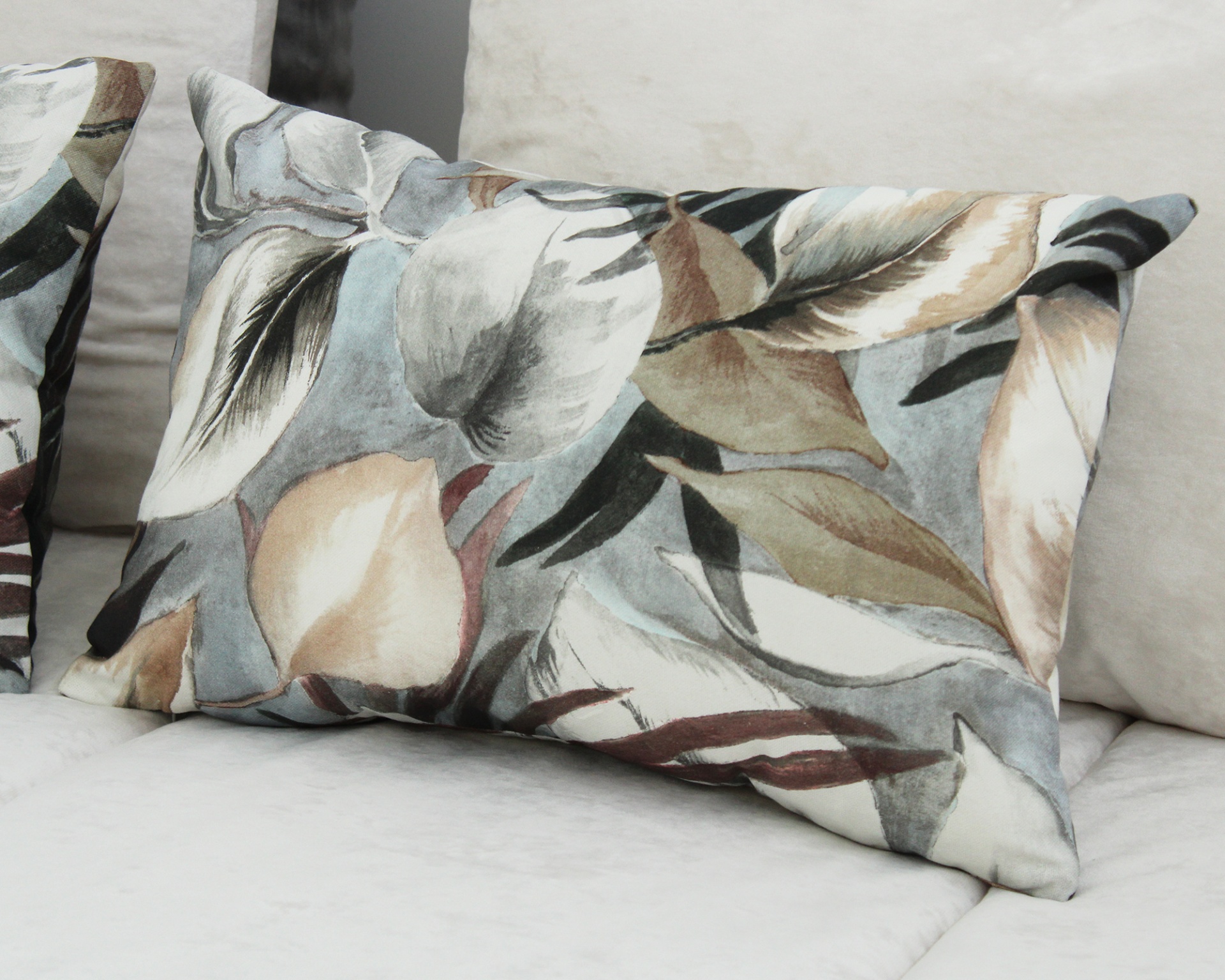 Tapa pés CNapoles_Virgo Cinza