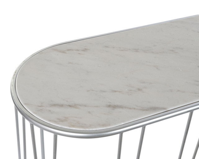 tampo oval em mármore branco numa mesa com estrutura metálica cinza