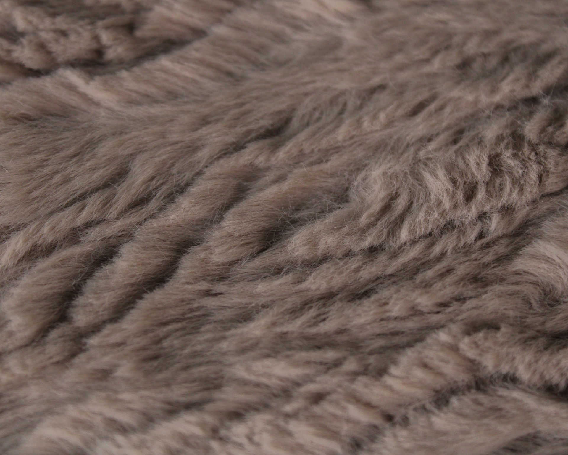 tecido peludo castanho claro com textura macia