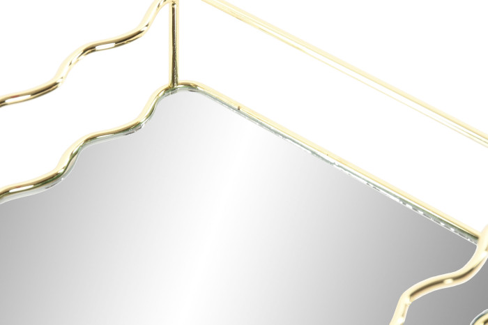 Bandeja dourada e espelho