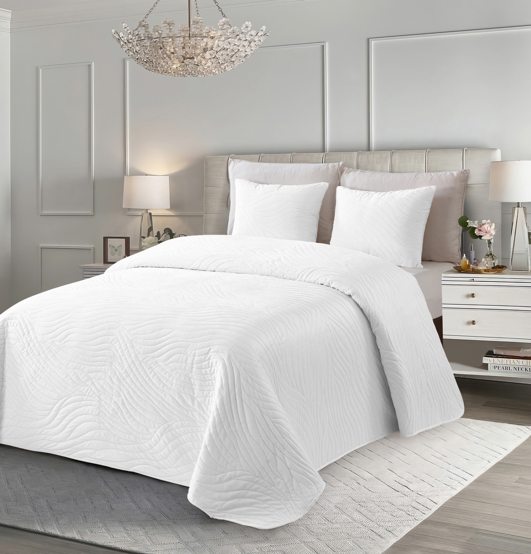 Colcha branca texturizada para cama em quarto minimalista cinza e branco