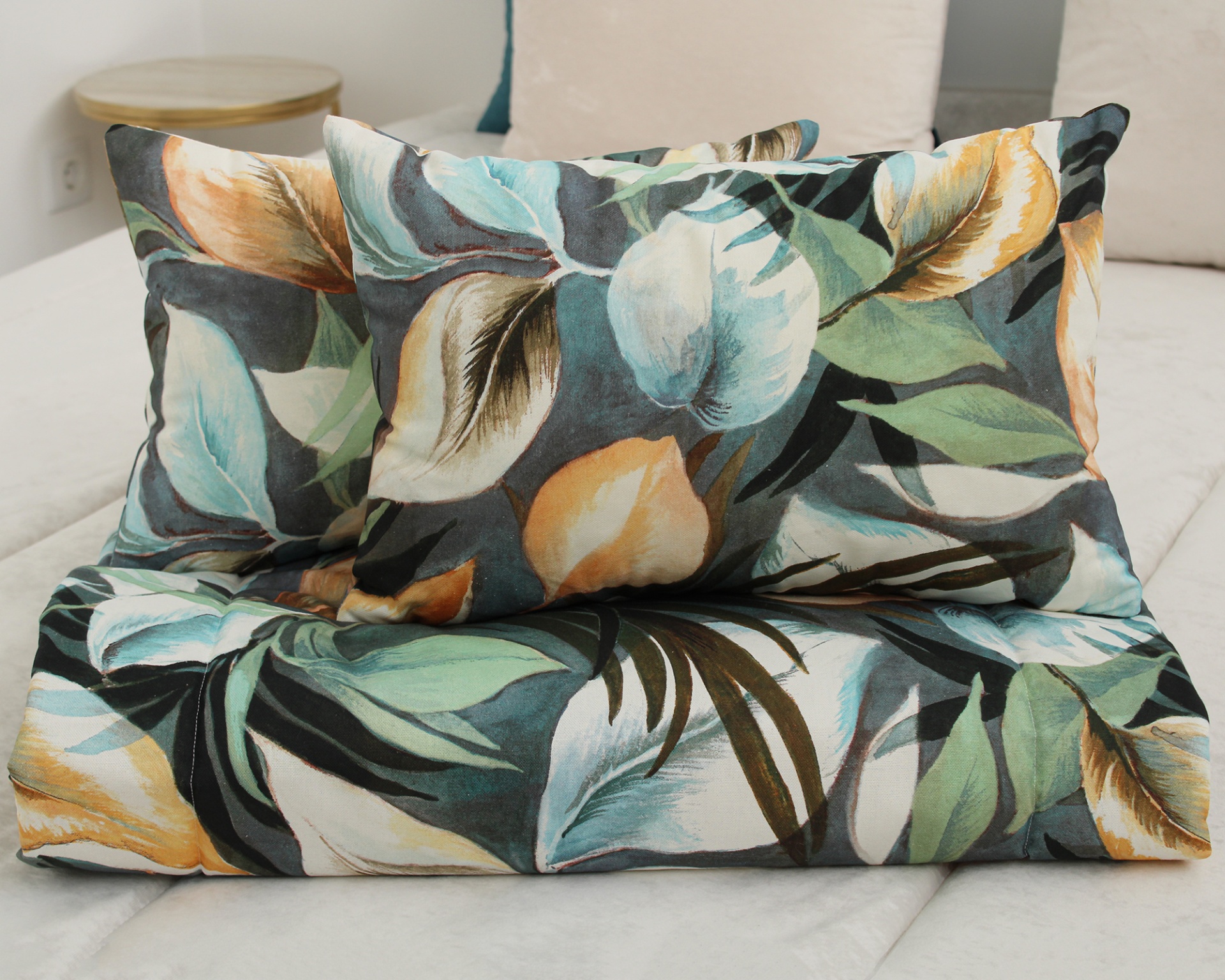 Tapa pés CNapoles_Virgo Azul