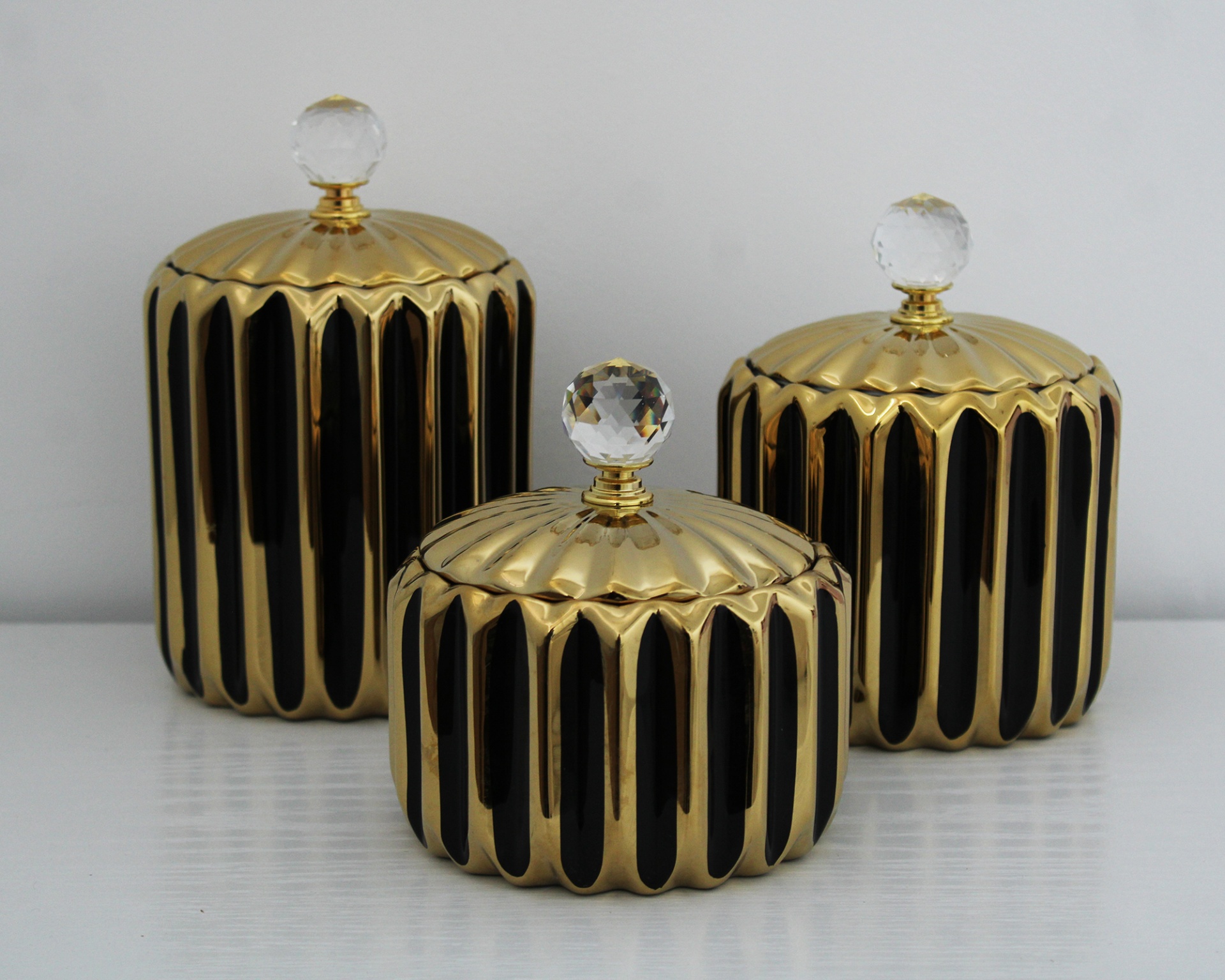 Potes Decorativos preto detalhe "cristal"