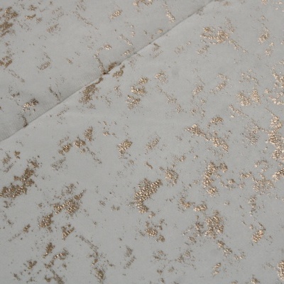 Papel de parede ou tecido cinzento com padrão metálico dourado