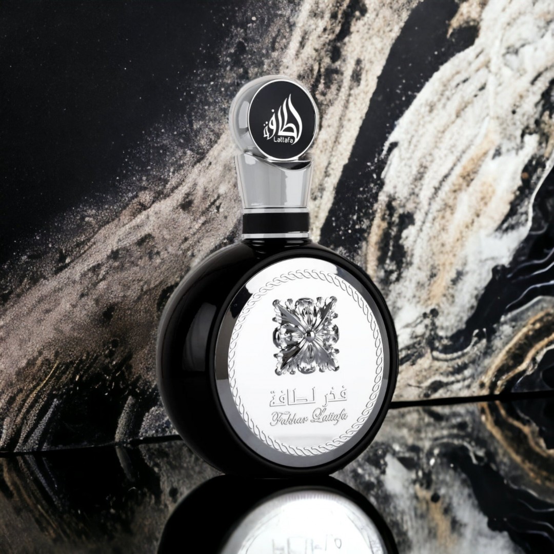 Lattafa  Fakhar Black 100ml