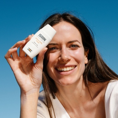 Isdin - Foto Ultra 100 Active Unify SPF50+ com Cor 50ml